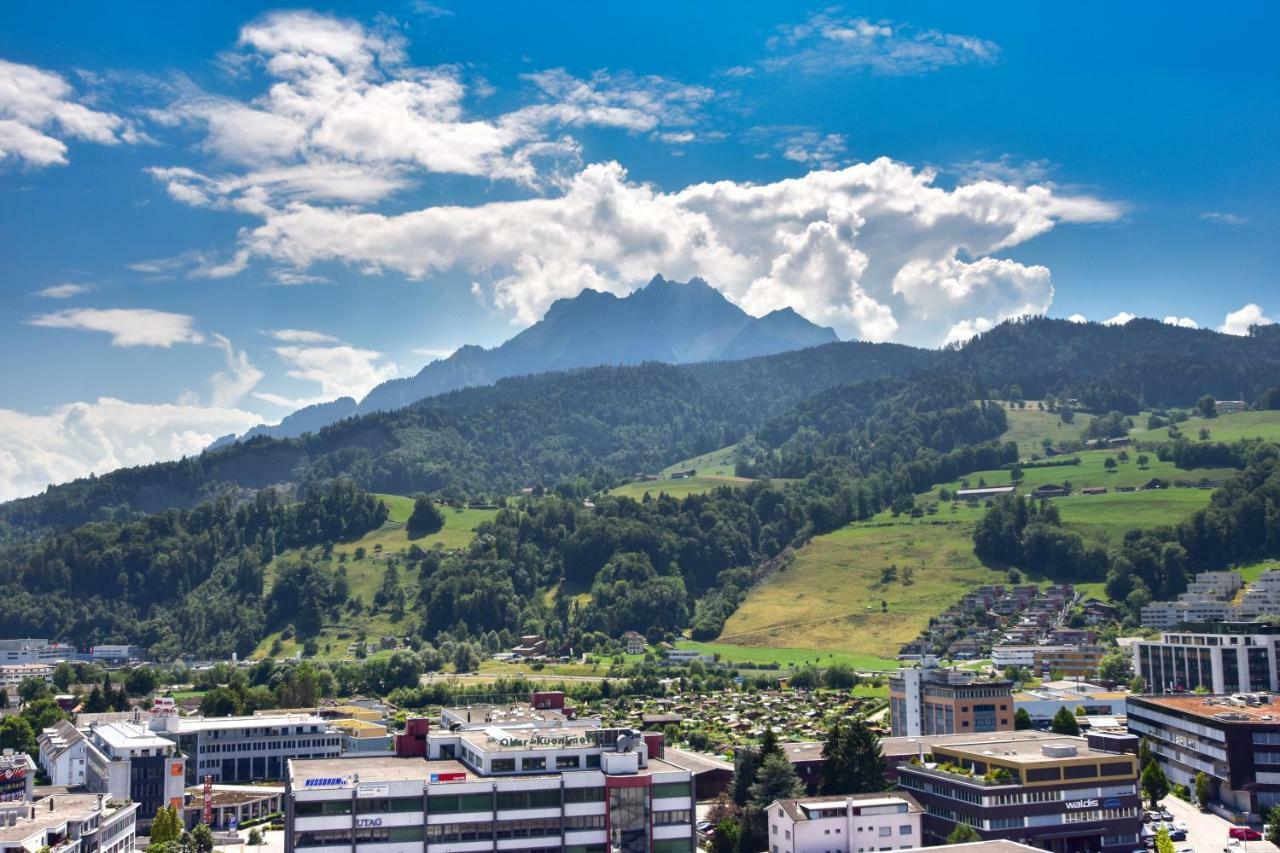 Dream View Apt With Homecinema Netflix & Loggia ルツェルン エクステリア 写真
